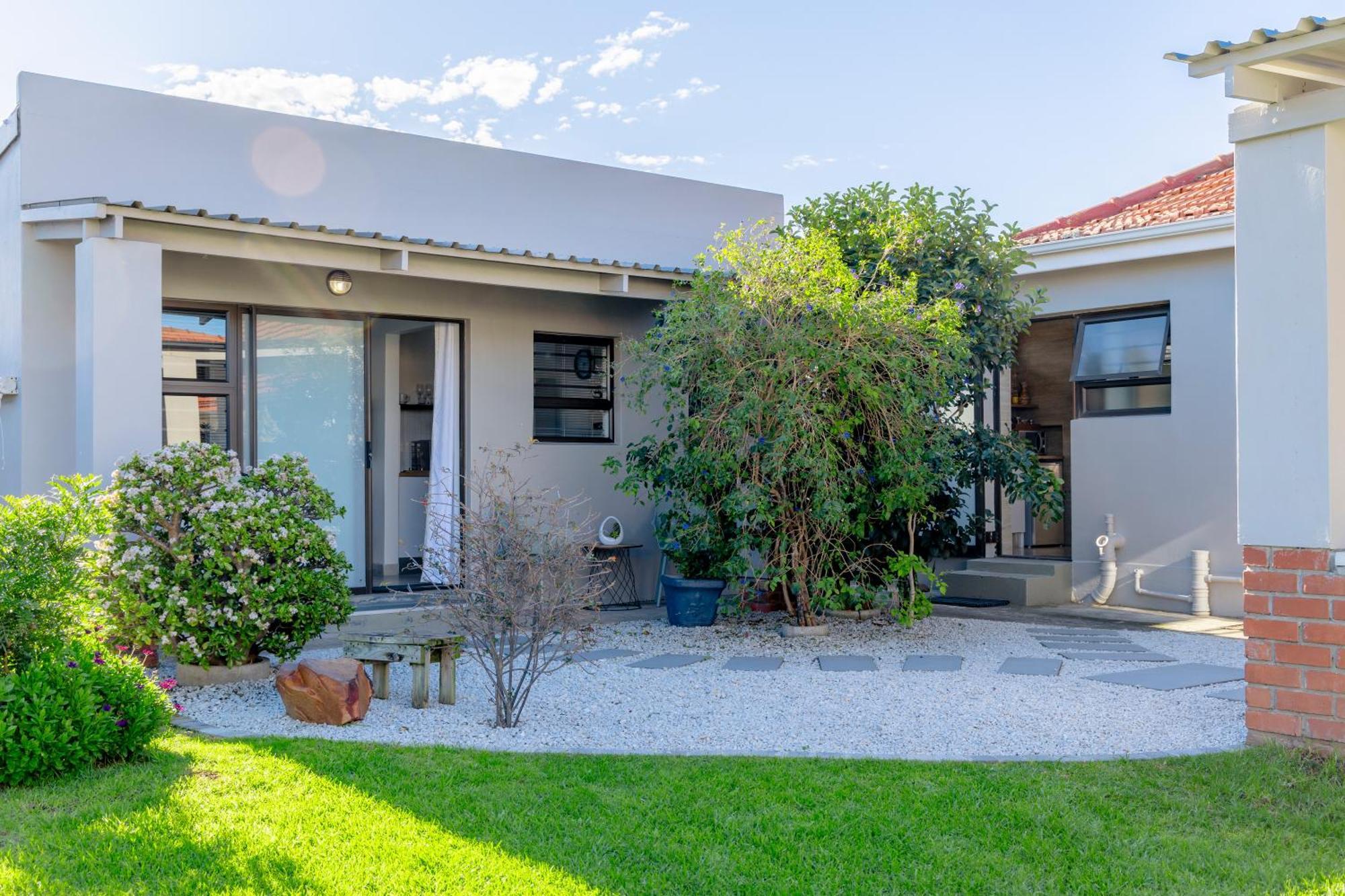 Three Small Trees Port Elizabeth Exterior foto